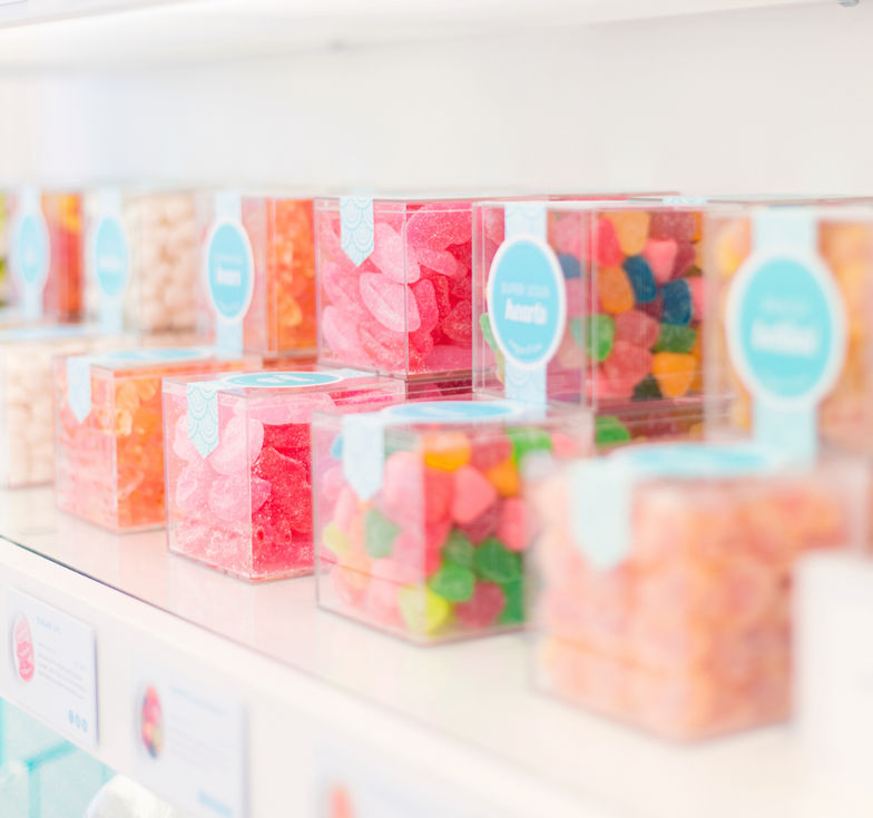 RETAIL_APPAREL_150909924_AR_-1_QOKIIMGEPMRY