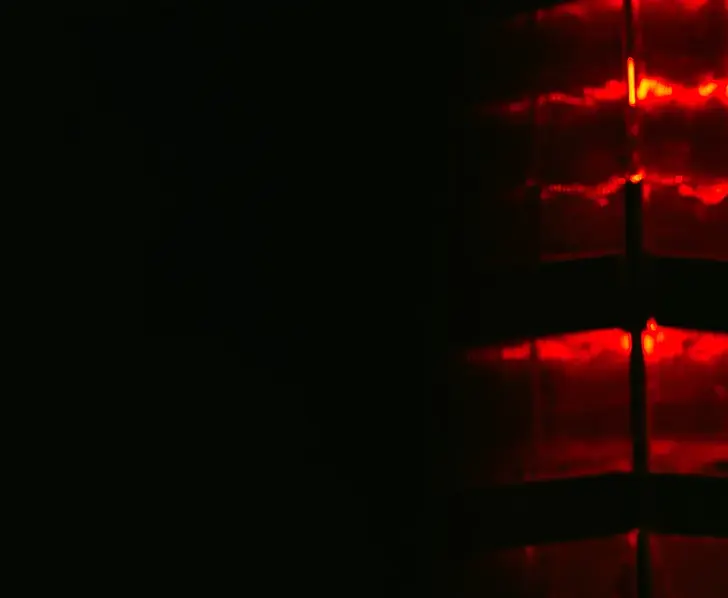 hf_20260330_201535_e8fd4f00-329c-4aa6-a6d6-974201c7e722_risultato.webp