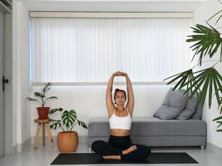 YOGA PARA ALÉM DO TAPETINHO