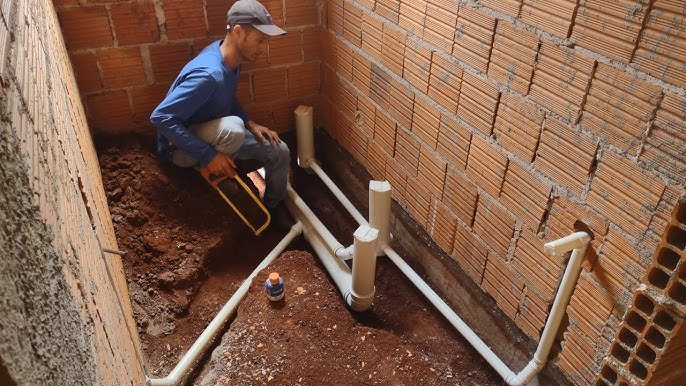 prática proibida em instalação de esgoto de banheiro