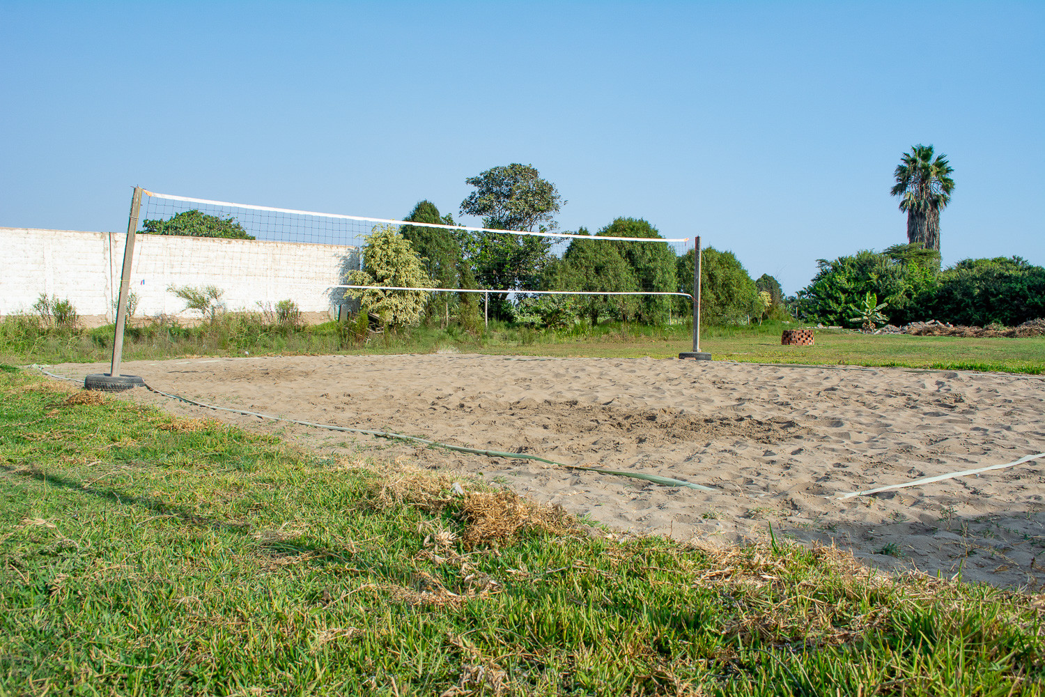 Cancha de arena para voley, BCM Perú.