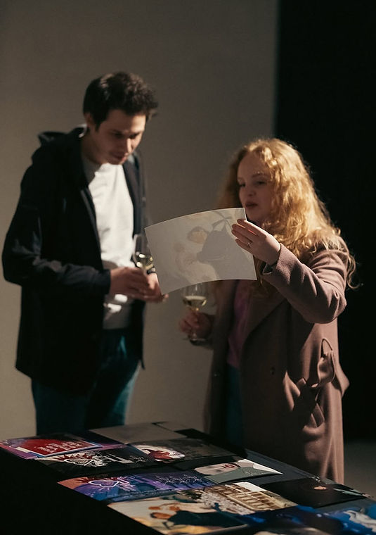 Expozitii de Ghiozdan Art is not a Noun Mutrescu Tudor