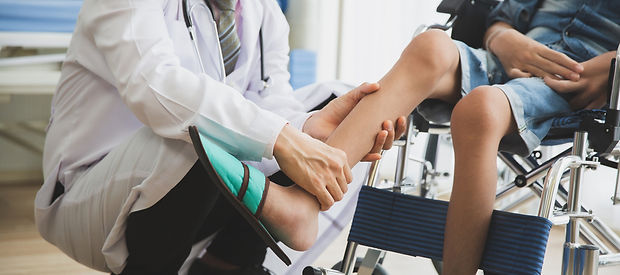 Dystrophie musculaire, physio, enfant, rééducation
