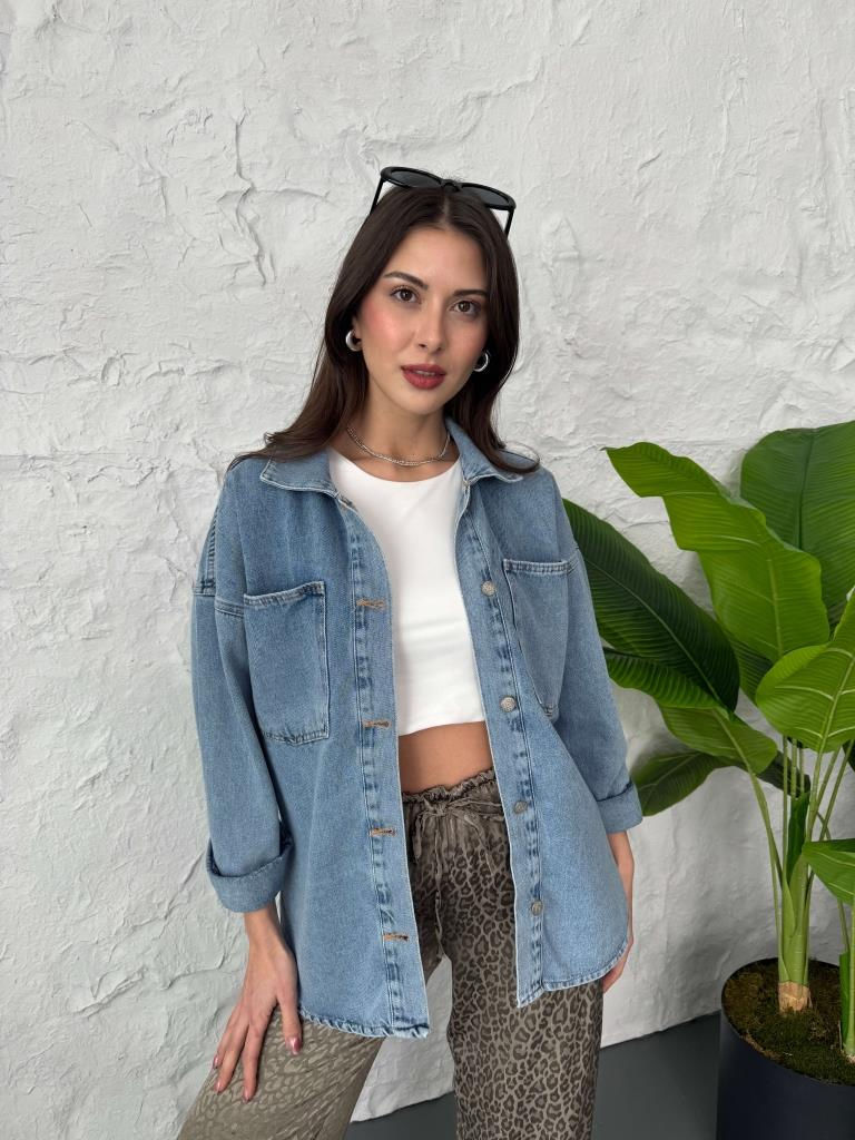 Küçük resim: Lavida Kadın Çift Cepli Yıkamalı Oversize Denim Ceket