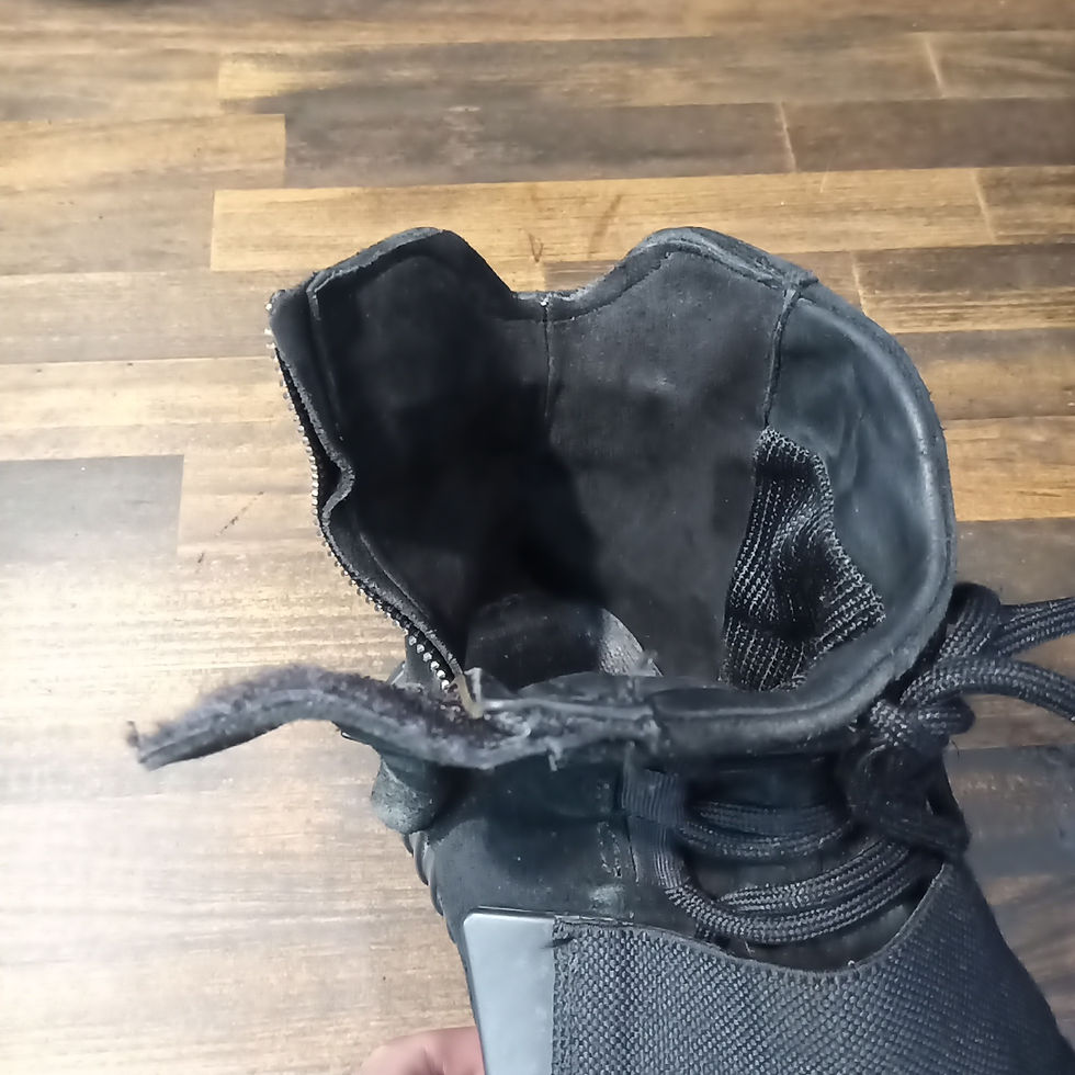 Adidas(スニーカー) 履き口 ソールシート 修理