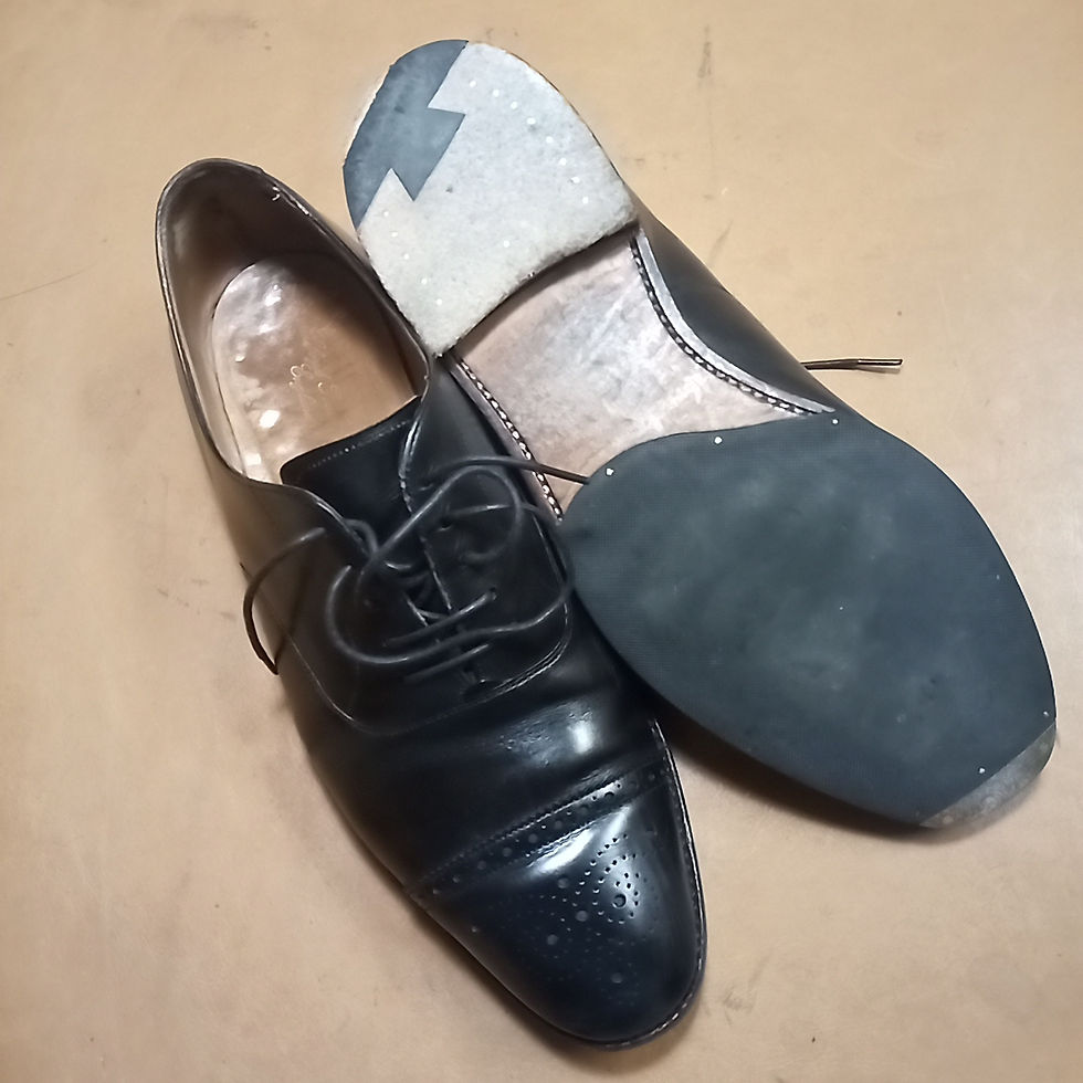 Lloyd Footwear (ロイドフットウェア) カウンターライニング かかと修理