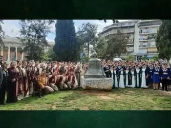 Οι χορευτές του Χαμασκαΐν στο μνημείο Γενοκτονίας των Αρμενίων στη Νέα Σμύρνη