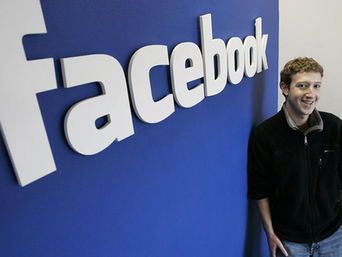 8 άνθρωποι έχουν στα χέρια τους τον μισό πλούτο ολόκληρης της ανθρωπότητας