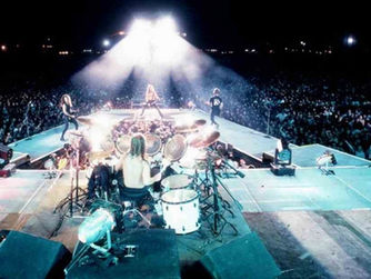 Οι Metallica ήρθαν πρώτη φορά στην Ελλάδα το '93 και στη Νέα Σμύρνη!