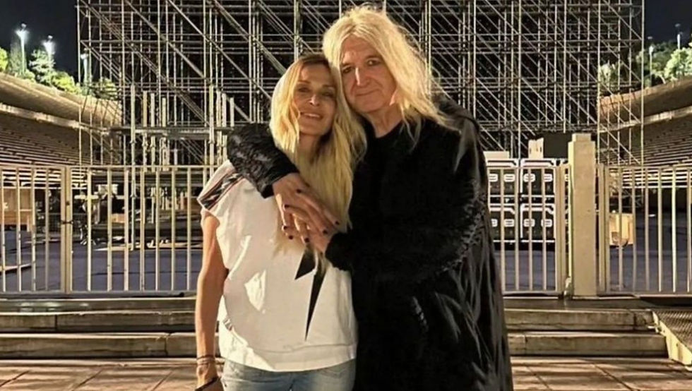 Μια άγνωστη ιστορία της Άννας Βίσση και του Νίκου Καρβέλα στο Παλαιό Φάληρο