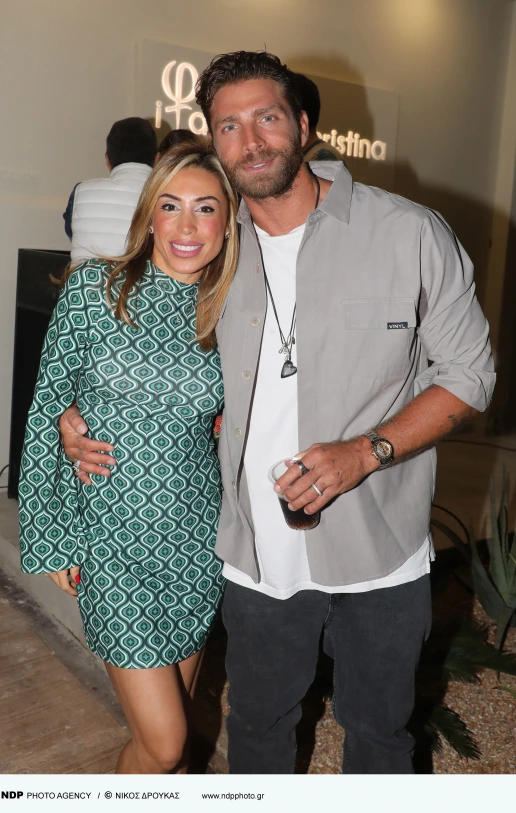 Λαμπερό party ομορφιάς της Χριστίνας Μπίτα στο Παλαιό Φάληρο (φωτος)