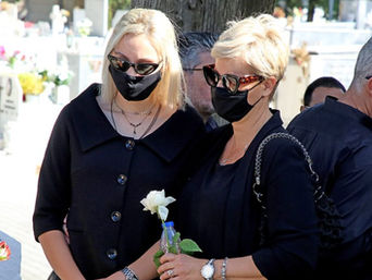 Nέα Σμύρνη: Tο τελευταίο αντίο στον Κώστα Μπατή