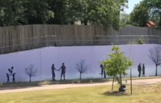 Mural Painting Along Randol Mill Continues