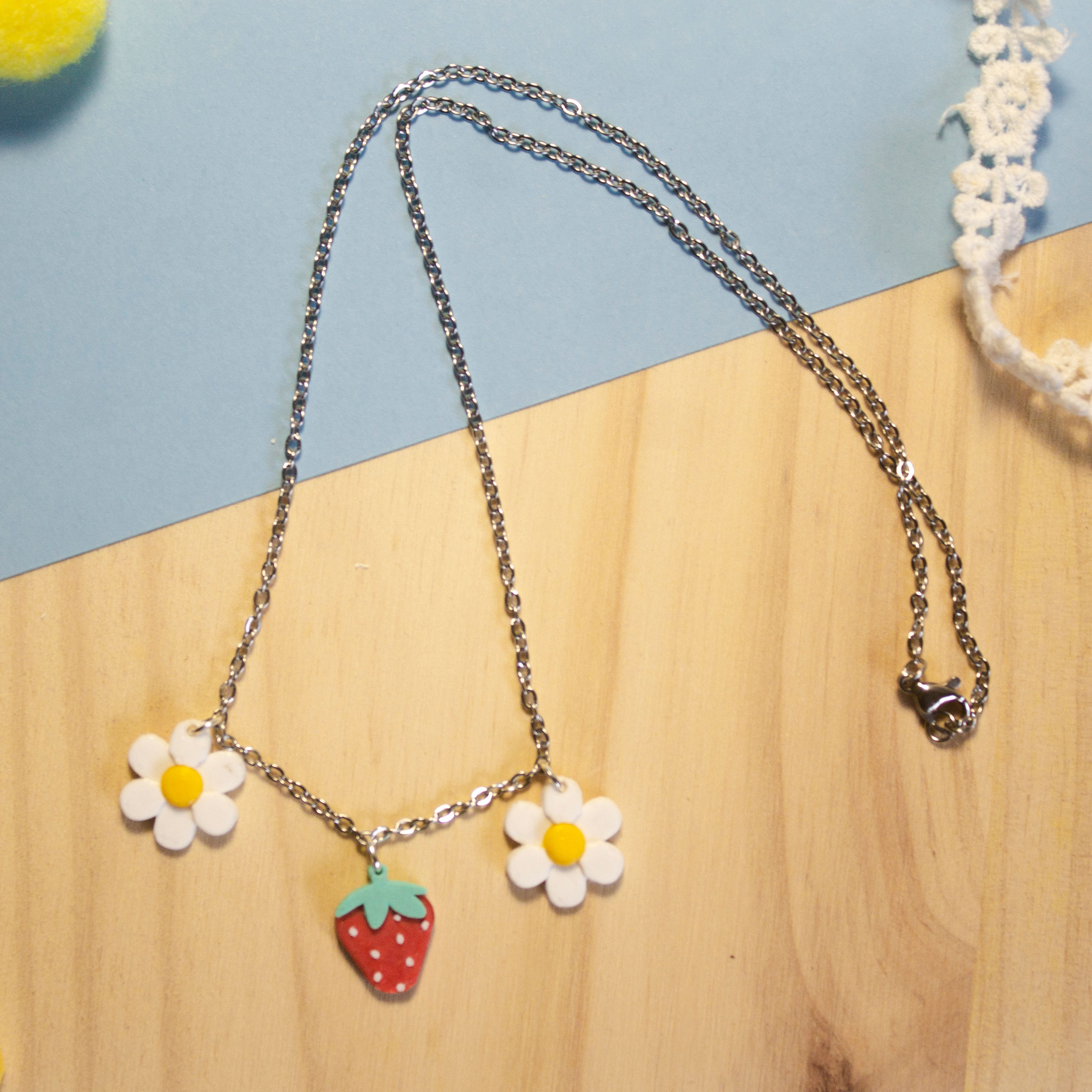 Gargantilla de FRESA