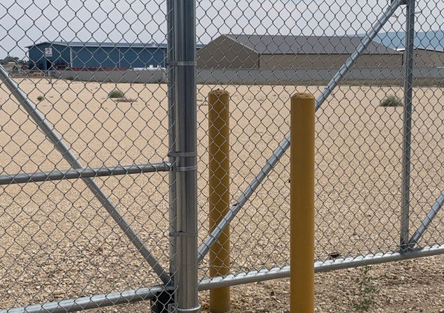 Bollards - Oats Fence (3).png