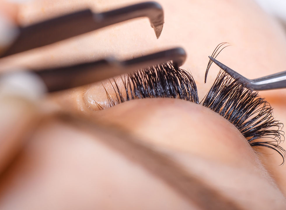 eyelashes-placement-tweezers