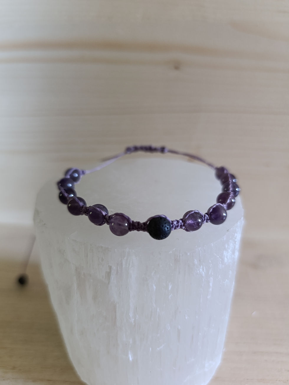 Amethyst 6mm und Lava