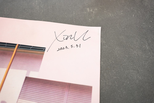 IU 直筆サインアルバム d970c8fa02260d423bafd75fd10b78