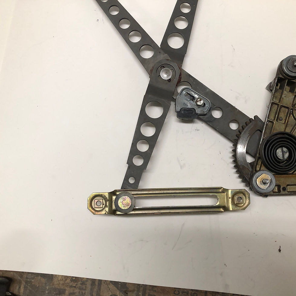Thumbnail: Mercedes W126 Window Regulator with motor arm close up 3
