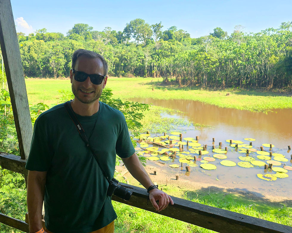 Lago das Vitórias-Régias no Parque Ecológico do Janauari