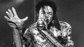 50 frases de Michael Jackson para lembrar o legado do Rei do Pop