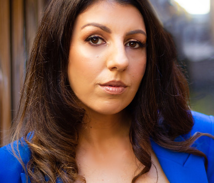 Trish Headshot new.jpg