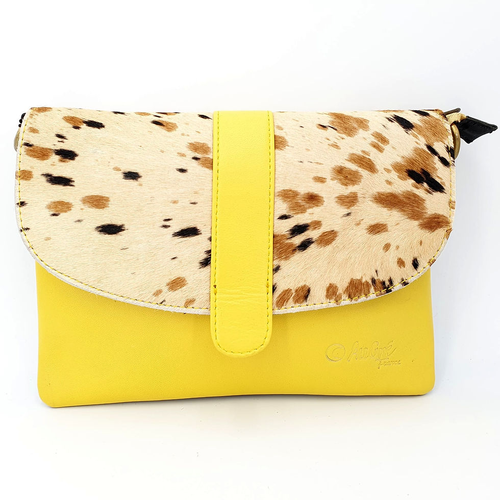 Thumbnail: Fiesta Jaune Moutarde Vache Brune