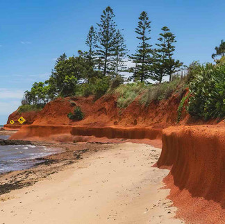 red cliffs displaying engineered shotcrete cliff stabilisation