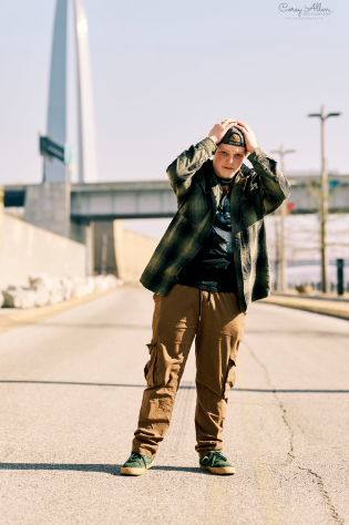 2025 2025 Senior Photos St. Louis STL MO Missouri Ideas Photoshoot Corey Allen Photography Arch Ideas
