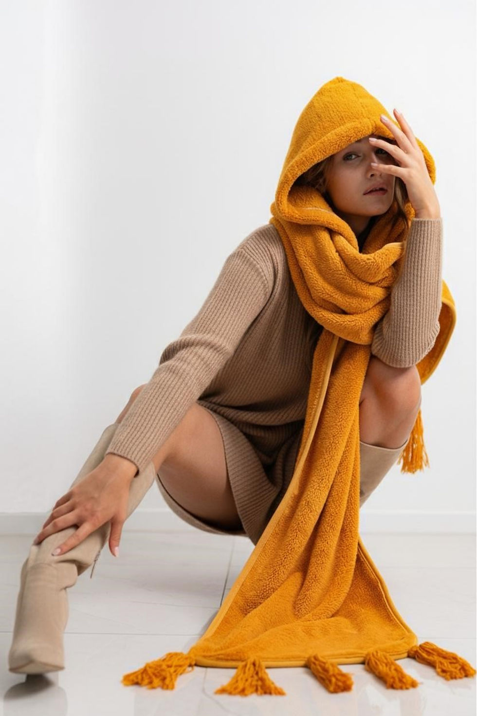 Küçük resim: Wellsoft Peluş Kapüşonlu Atkı