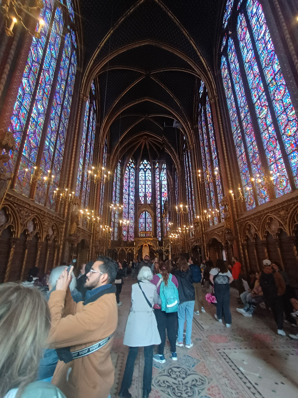 The stain glass at the Sainte-Chapelle