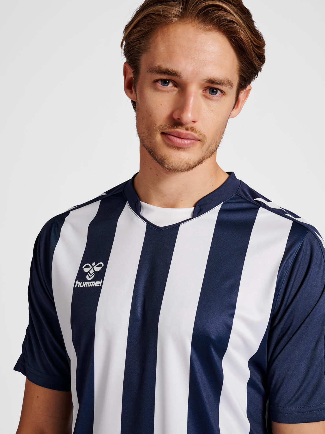 Vyriški marškinėliai Hummel HMLCORE XK STRIPED (5 sp.)