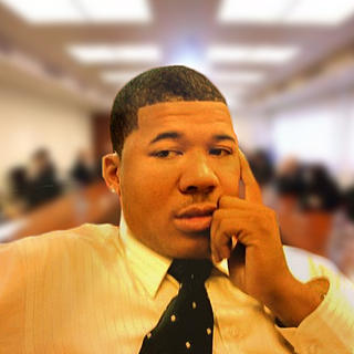 Writer: Andrew V Thompson