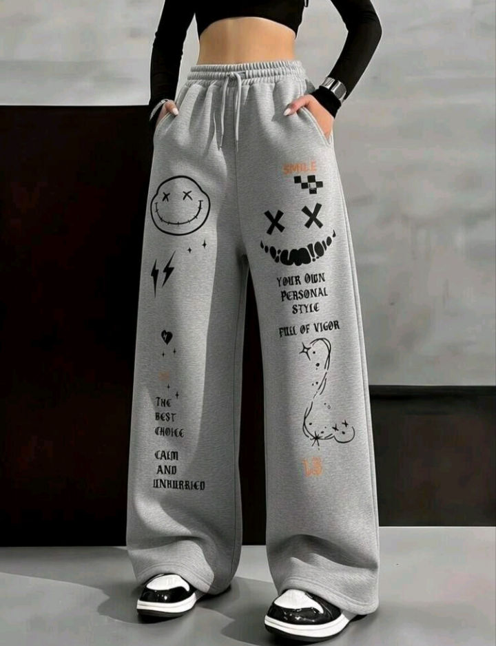 Miniatura: Calça Moletom Wide Leg Estampada Smile