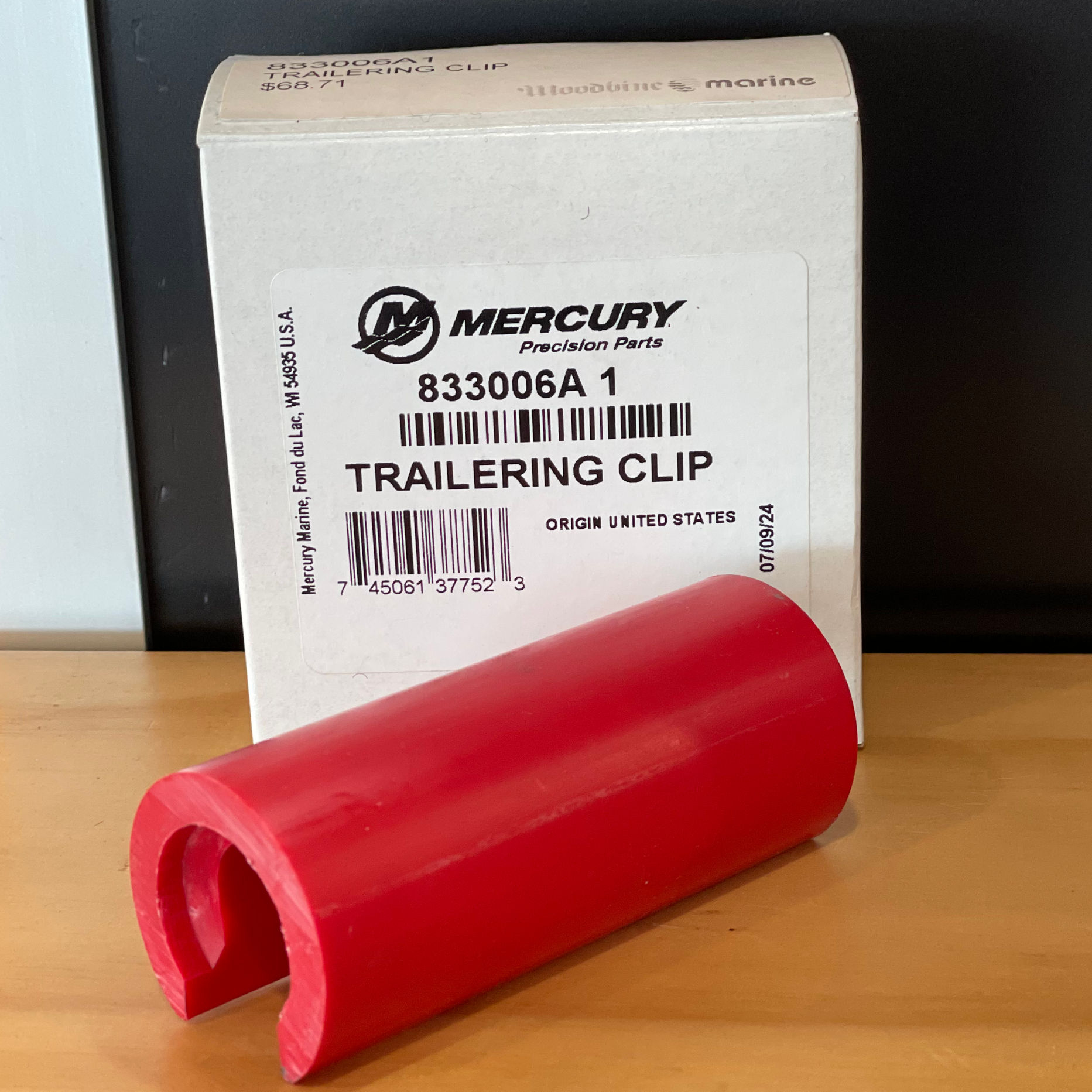 Trailering Clip