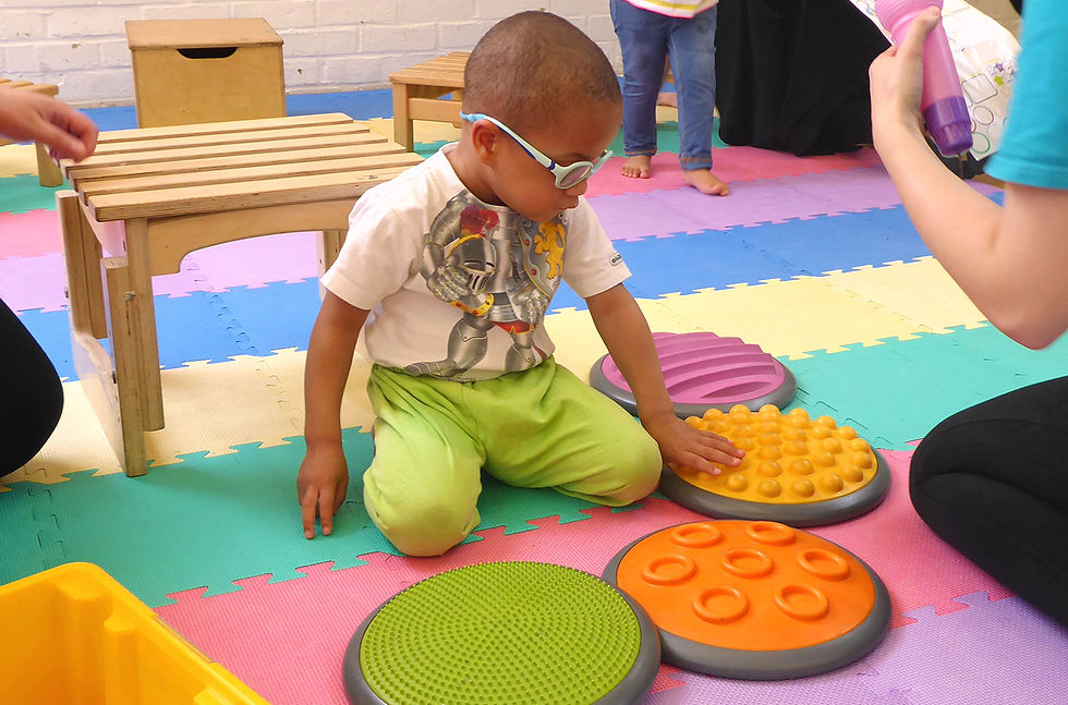 Paediatric occupational therapy in King City, Ontario. Developing self-regulation skills, sensory processing skills, fine motor skills, school readiness, toilet training, dressing skills, eating, and activities of daily living.