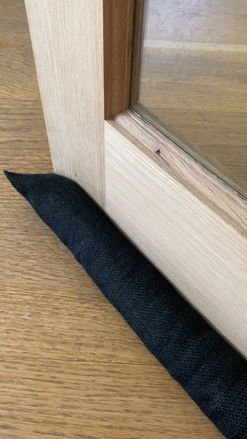 Thumbnail: jute draught excluder