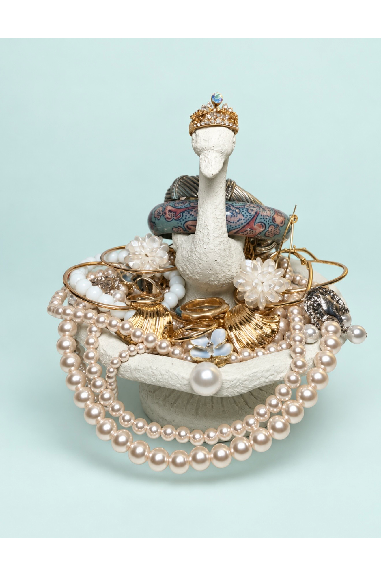The Royal Swan🦢🪎