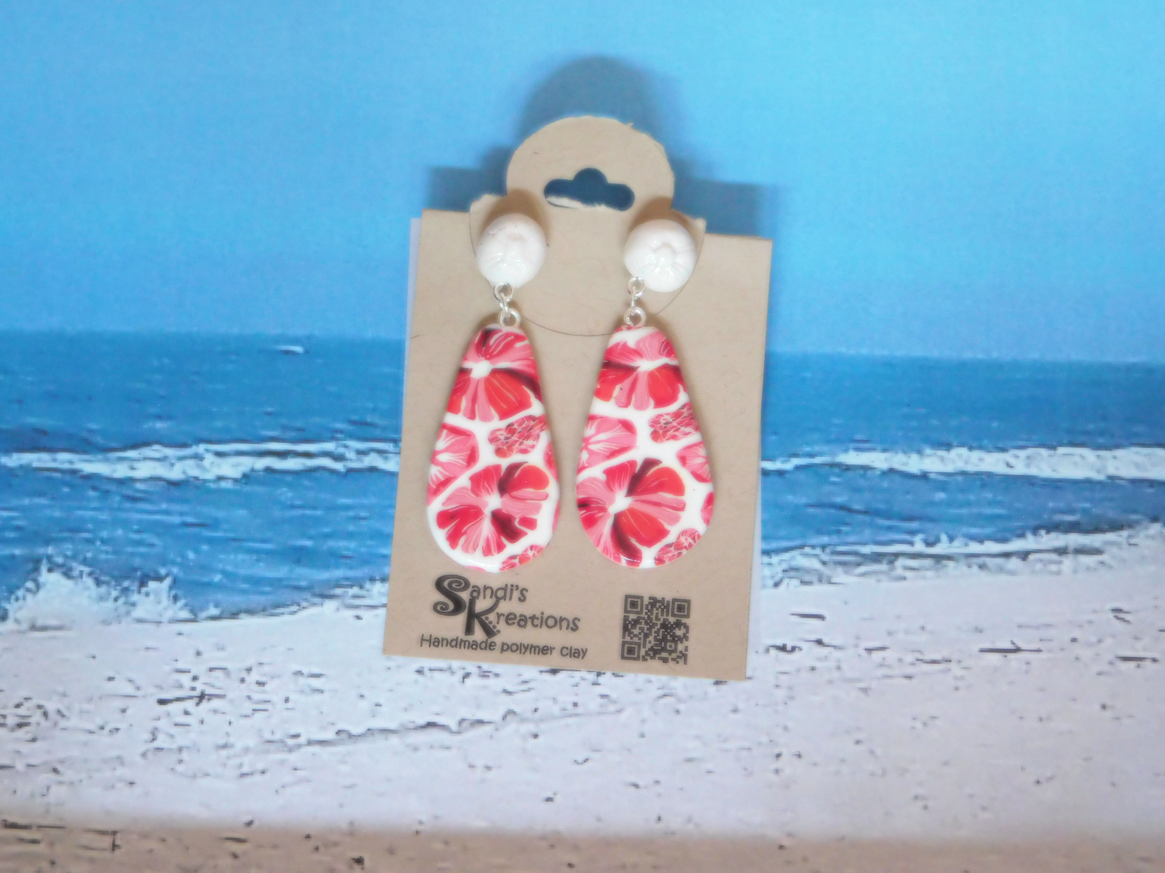 Red blooms for summer