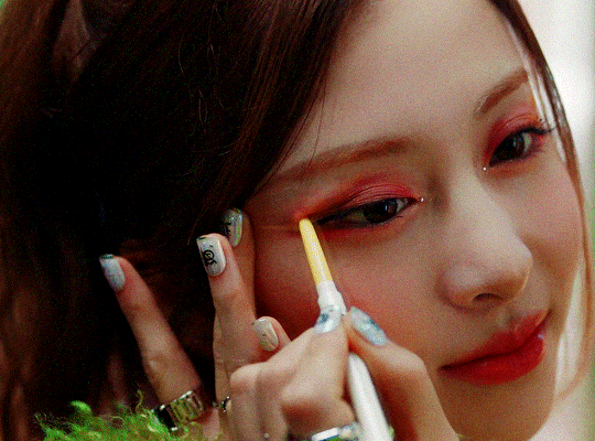 tumblr_8f42f519a9fc7f59b0c13e55602b7350_d99efe47_540.gif
