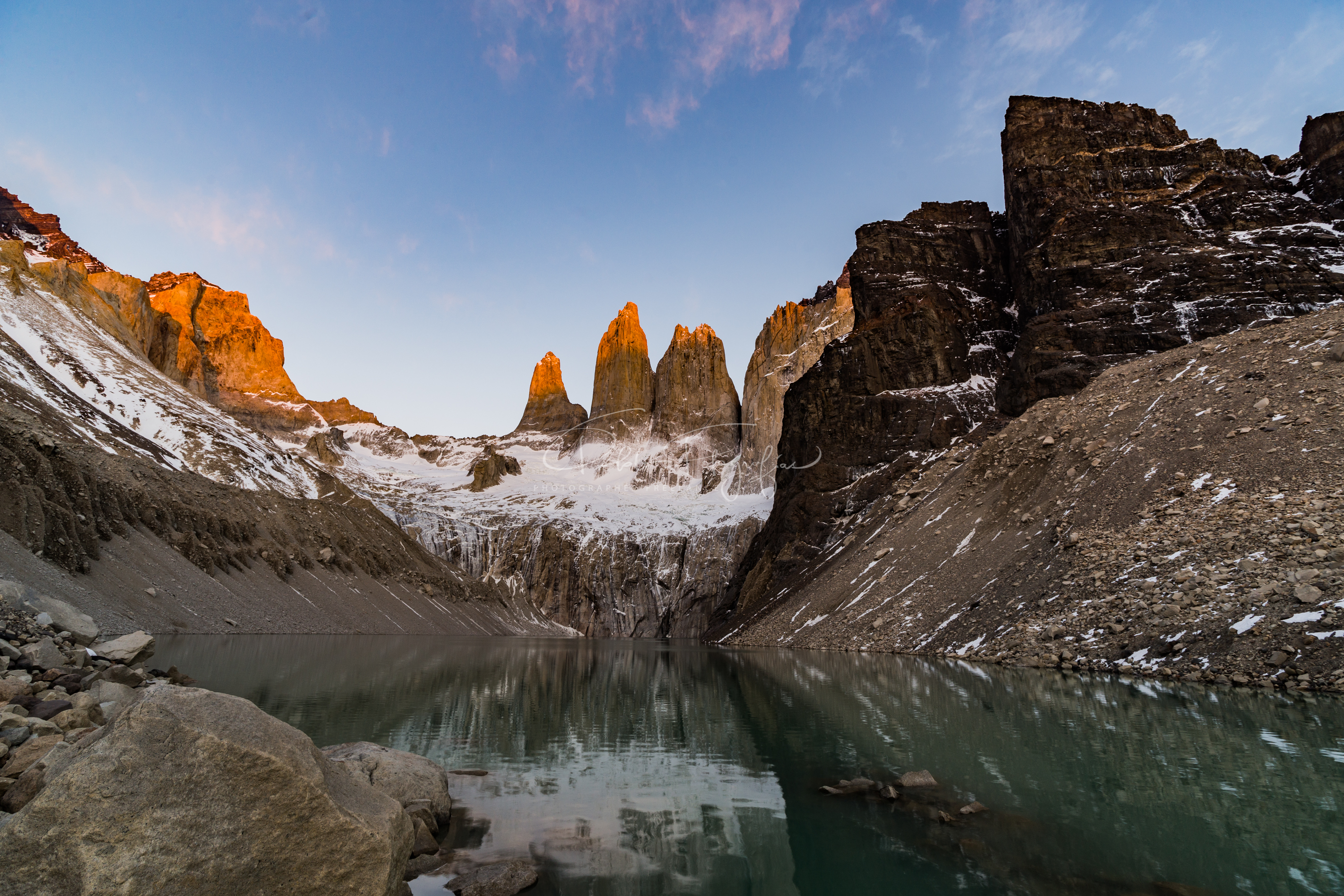 Amanecer en Torres del Paine