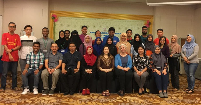 20 UMS Students Join The Youth Leadership Program at Papar