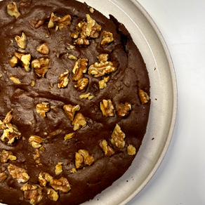 Le gâteau au chocolat et aux noix 