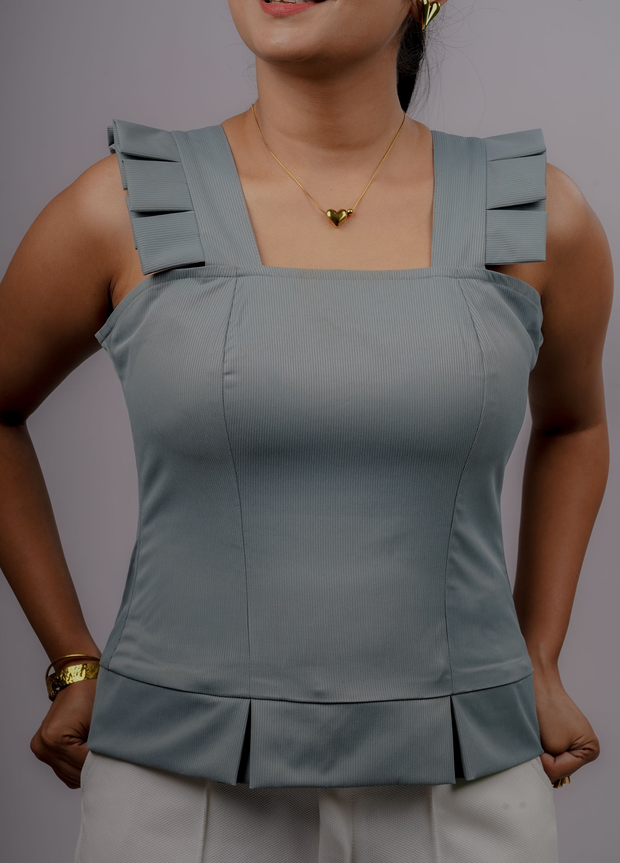 LEAF-LINE SQUARE-NECK TOP