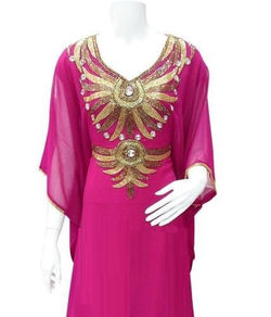 TRADITIONAL ARABIAN DRESSES