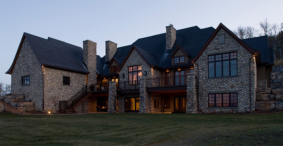 Taradar Fine Homes Calgary Okanagan Pent