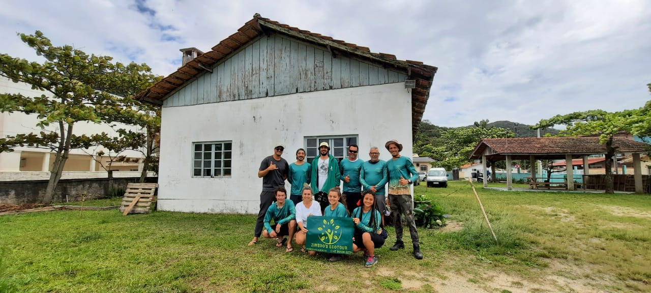 cas de salga e equipe zimbros ecotour.jpeg