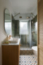 Bathroom designed by Rentetsry