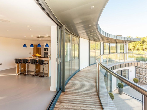 חלונות הזזה ופנורמות תרמיות