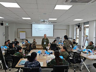 防衛省　UWPTに教官初派遣